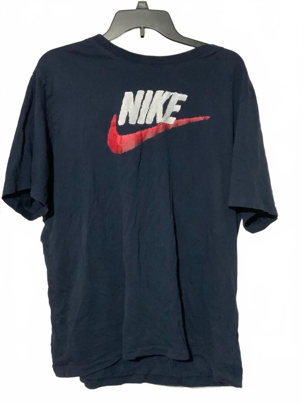 Nike Men's Navy Blue Graphic T-Shirt with Red Swoosh Logo